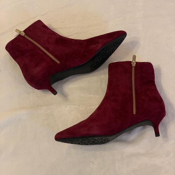 Taryn Rose "Nora Silky Suede" Fig (Purple Eggplant) Booties, Size 11! - Picture 4 of 9